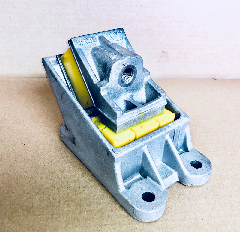 Front Engine Mount PRS70